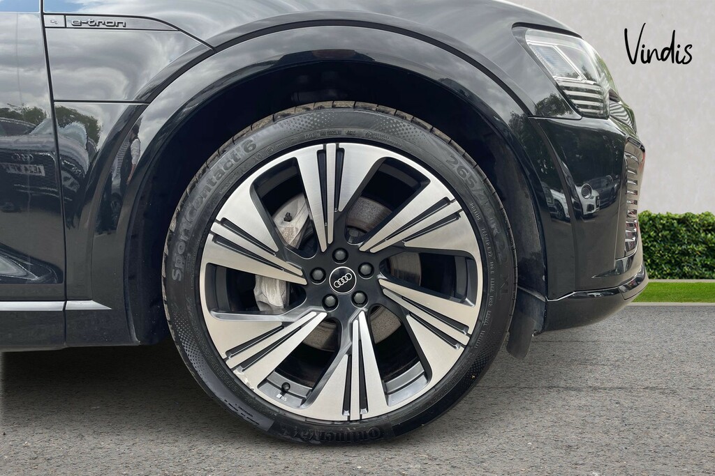Audi Q8 e tron Audi Q8 Vorsprung 50 E-tron Quattro 250,00 Kw GK23DWV Black #5