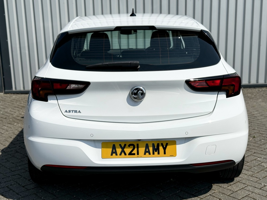 Vauxhall Astra 1.2 Turbo Business Edition Nav Sports Tourer P Black #11