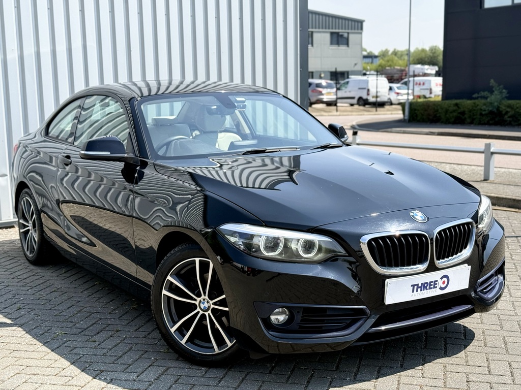 BMW 2 Series Bmw 218I Sport Black