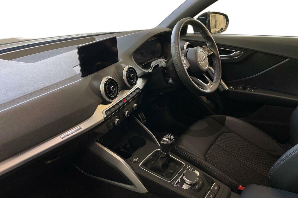 Audi Q2 Audi Q2 Estate 35 Tfsi S Line Black #2