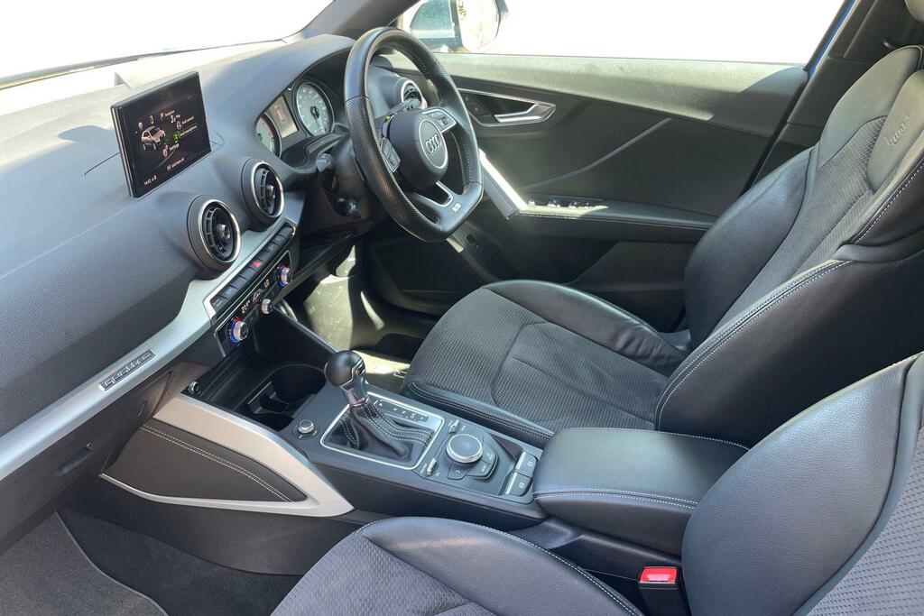 Audi Q2 Audi Sq2 Tfsi 300 Ps S Tronic DX69VSN Blue #2