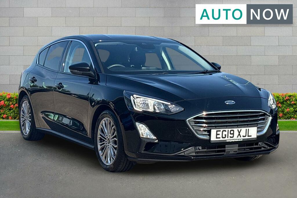 Ford Focus Ford Focus 1.5T Ecoboost Titanium X Hatchback Black