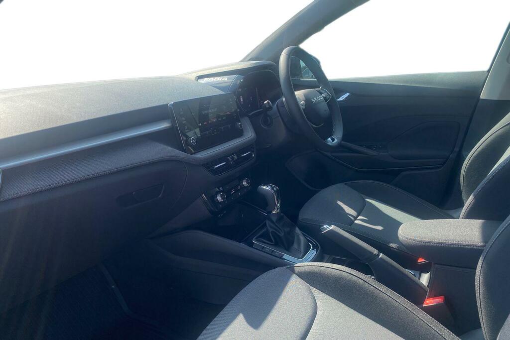 Skoda Fabia Skoda Fabia Hatchback 1.0 Tsi 116 Design Edition 5 AV26UNM Grey #2