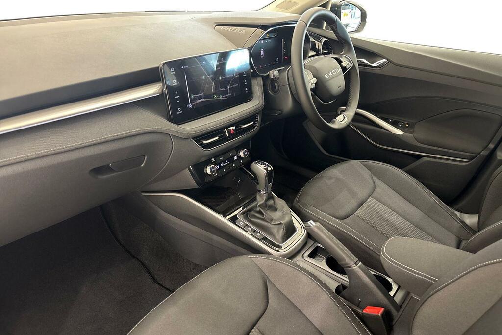 Skoda Fabia Skoda Fabia Se L Edition 1.0 Tsi 116 Ps Dsg Black #2