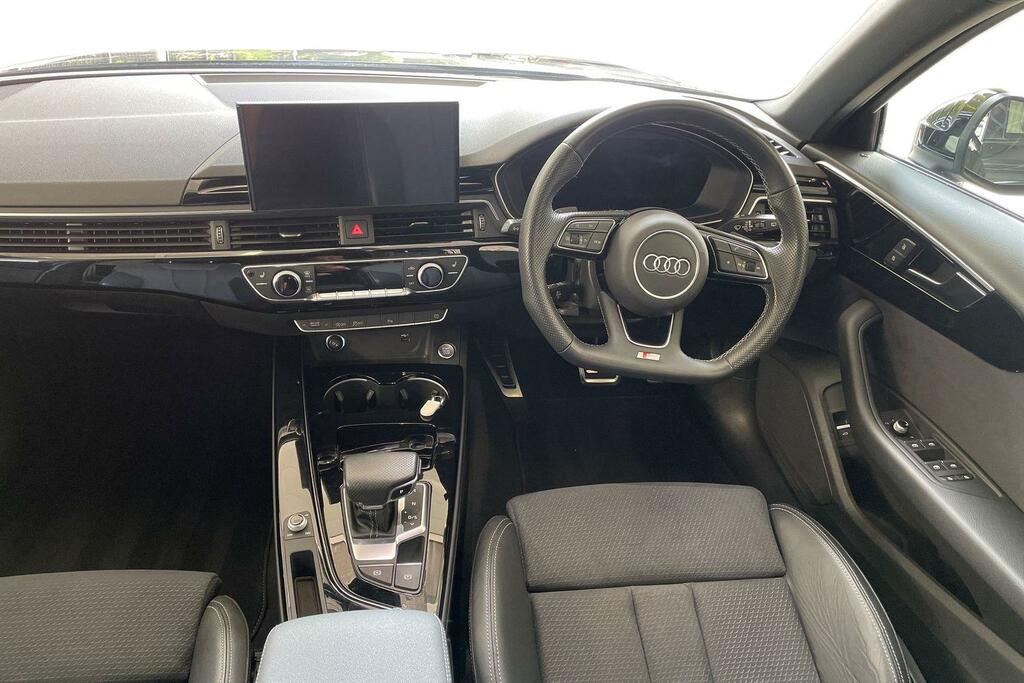 Audi A4 Avant Technik Black #12