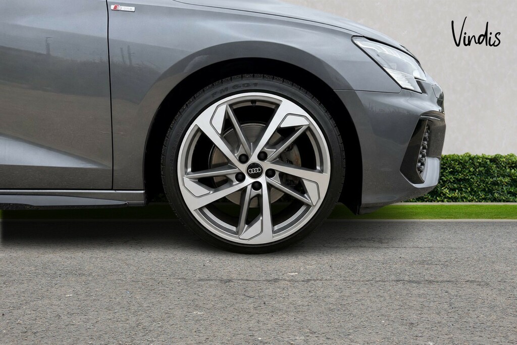 Audi A3 Audi A3 Sportback Edition 1 35 Tfsi 150 Ps 6-Speed SJ72KFP Grey #5