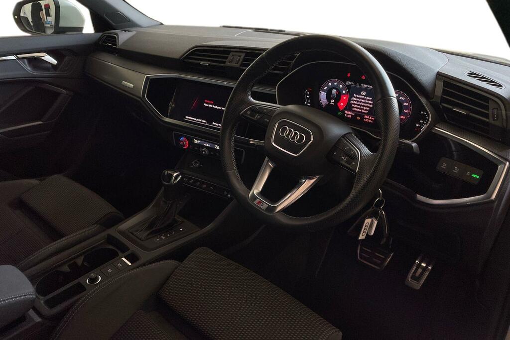 Audi Q3 Audi Q3 Sportback S Line 35 Tfsi 150 Ps S Tronic Silver #6