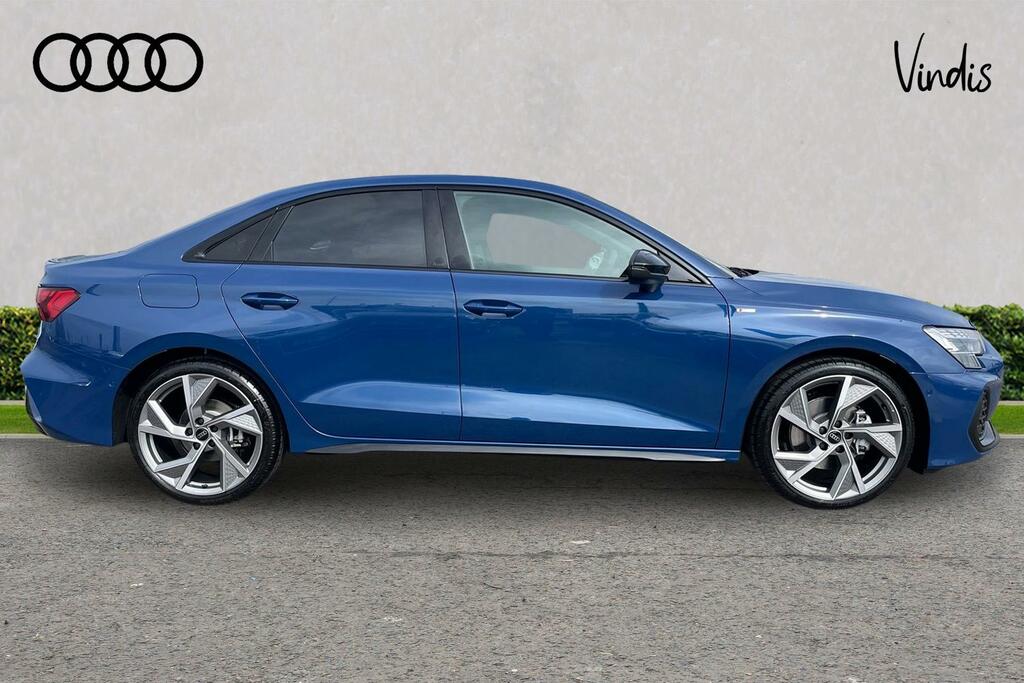 Audi A3 Audi A3 Saloon 1.5 Tfsi 150 Black Edition S Tr KU26YFO Blue #4