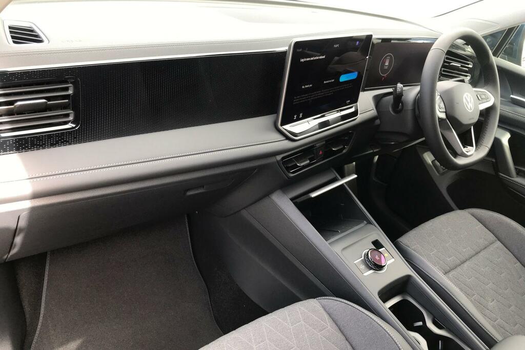 Volkswagen Tiguan Volkswagen Tiguan Estate 1.5 Etsi 150 Match Ds AF26YLS Blue #2