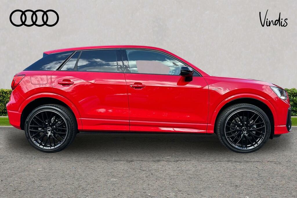 Audi Q2 Audi Q2 Estate 35 Tfsi Black Edition S Tronic AK26PXN Red #4