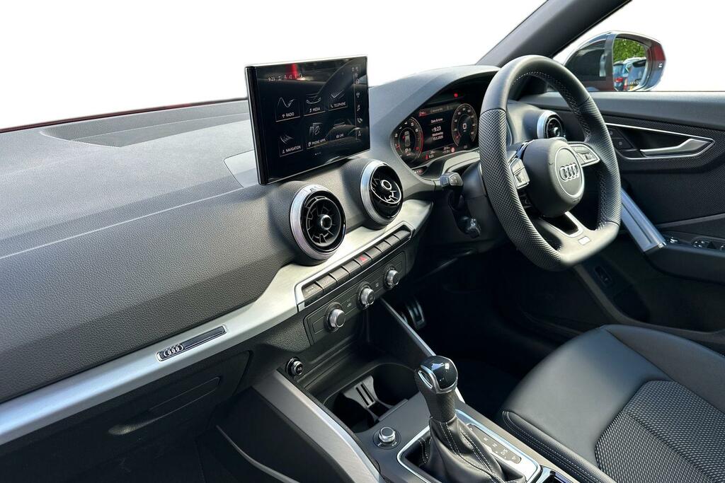 Audi Q2 Audi Q2 Estate 35 Tfsi Black Edition S Tronic AK26PXN Red #2
