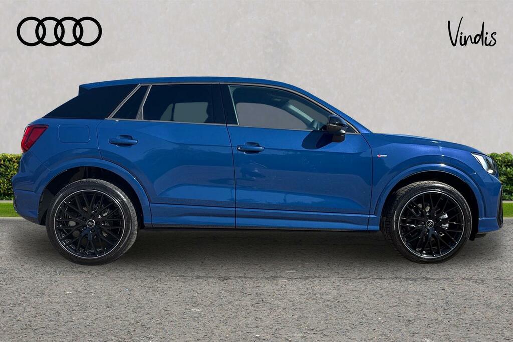 Audi Q2 Audi Q2 Estate 35 Tfsi Black Edition S Tronic KS26JXG Blue #4