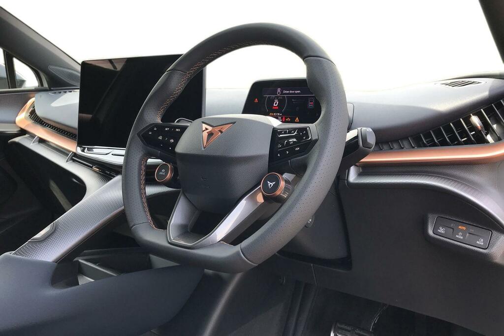 Cupra Tavascan V2 White #6