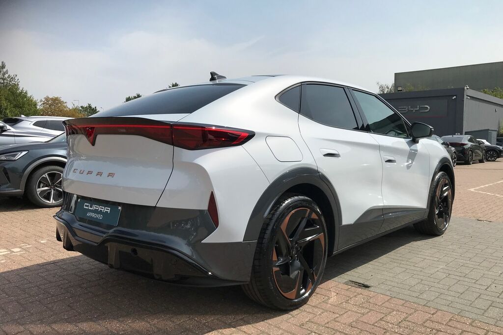 Cupra Tavascan V2 White #29