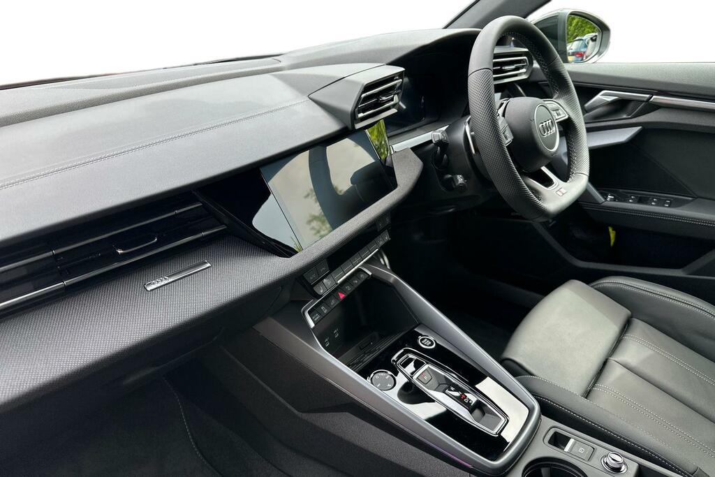 Audi A3 Audi A3 Sportback Black Edition Tfsi E 204 Ps S Tr AK26KWF Black #2