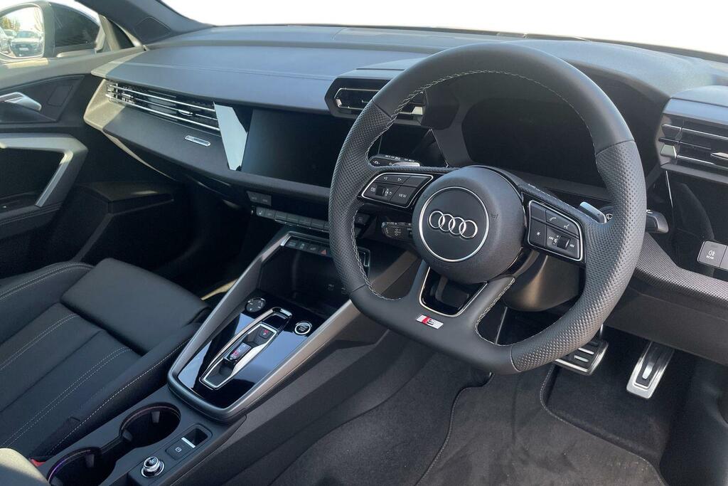 Audi A3 Audi A3 Sportback 1.5 Tfsi E 204 Black Edition Black #6