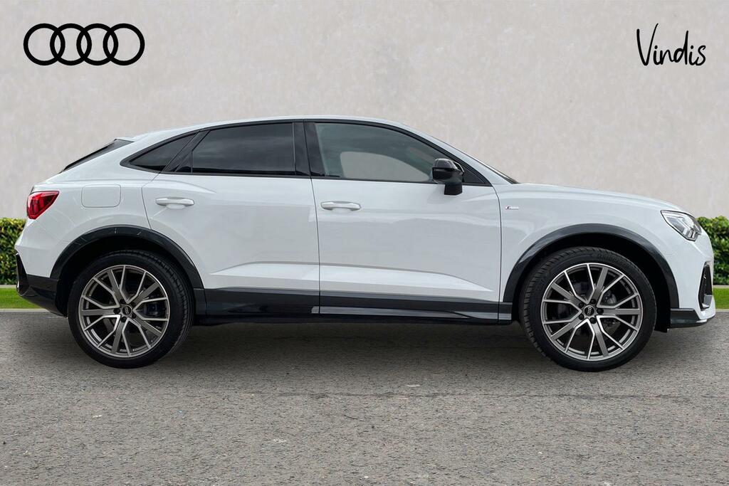Audi Q3 Audi Q3 Sportback Black Edition 35 Tfsi 150 Ps S T AV25HXA White #4