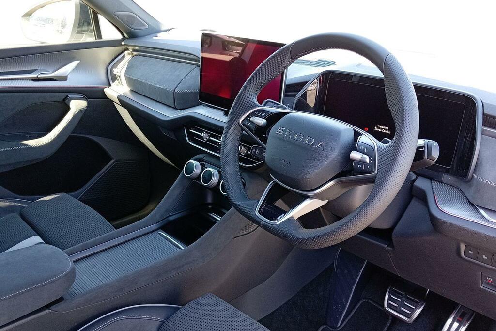 Skoda Kodiaq Skoda Kodiaq Sportline 7 Seats 2.0 Tsi 204 Ps Ds Silver #6