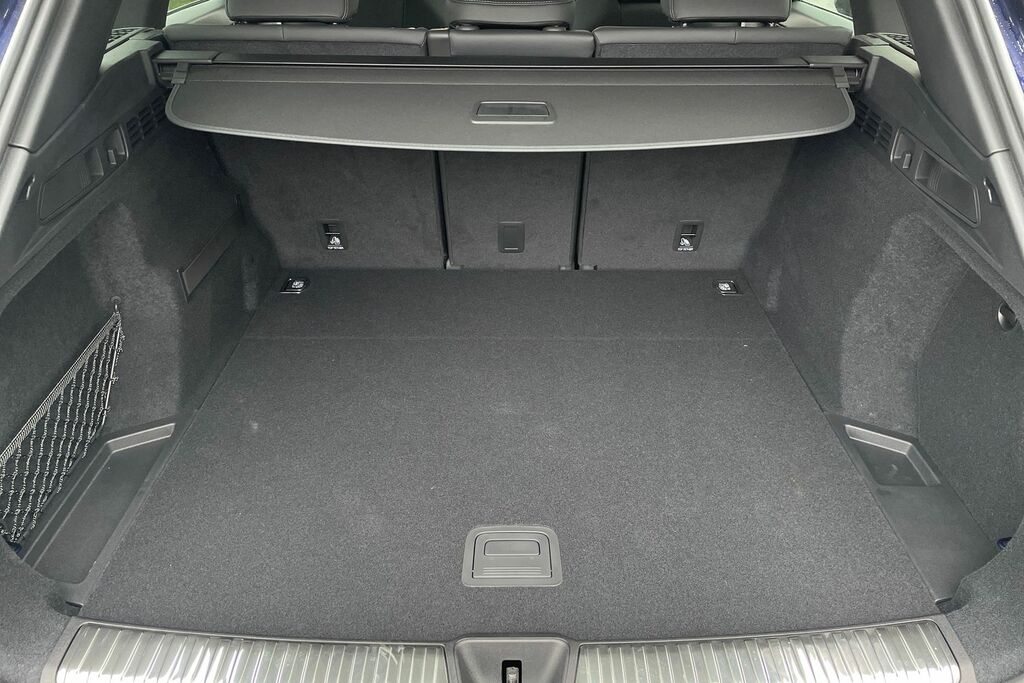 Audi Q5 Edition 1 Black #9