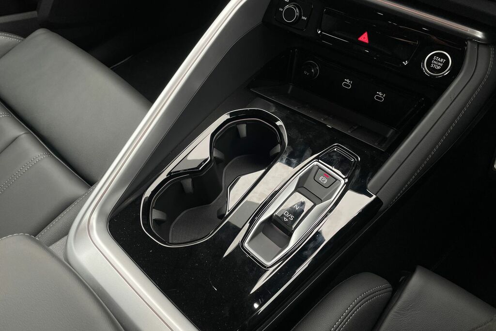 Audi Q5 Edition 1 Black #11