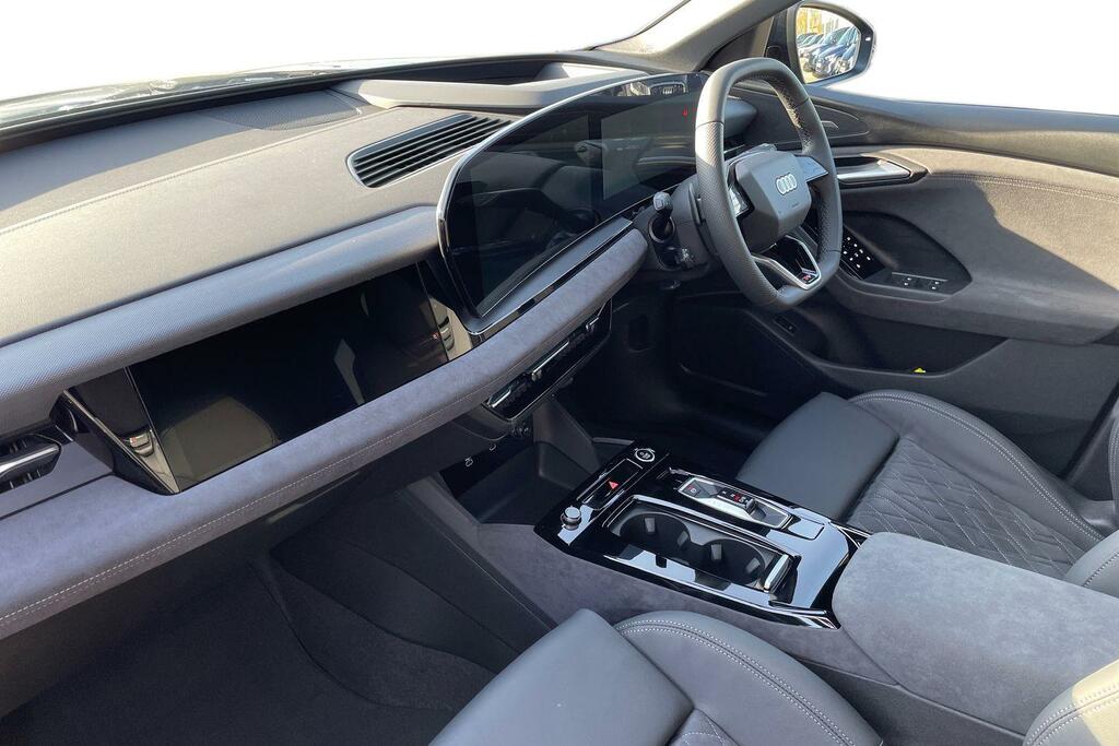Audi Q6 E-Tron Audi Q6 E-tron Estate Special Editions 185Kw 83Kwh Blue #2