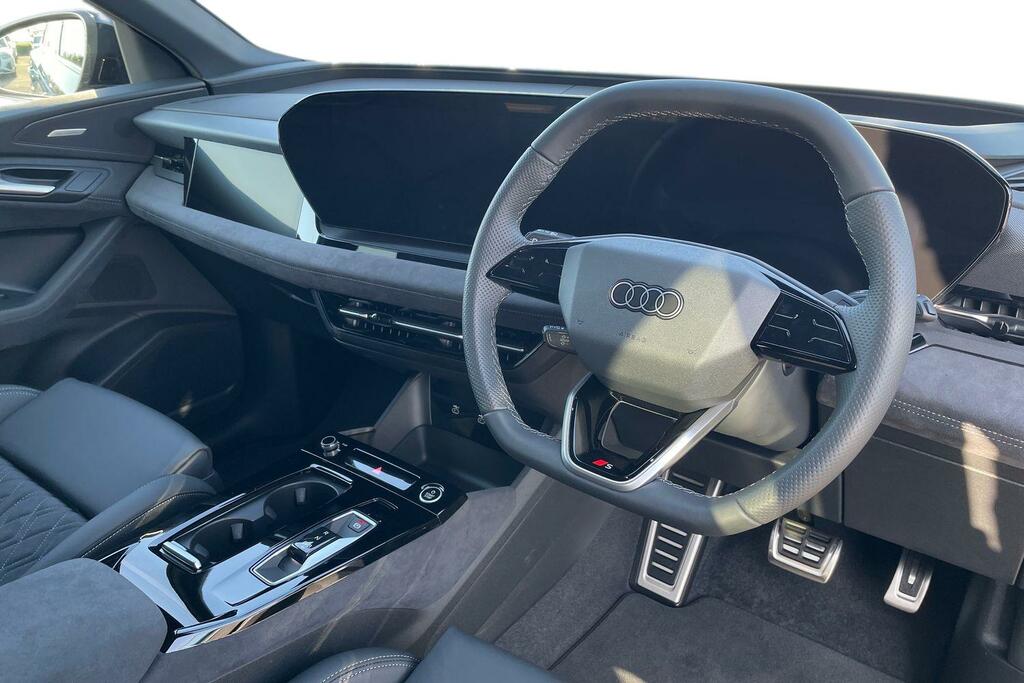 Audi Q6 E-Tron Audi Q6 E-tron Estate Special Editions 185Kw 83Kwh Blue #6