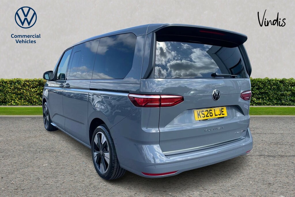 Volkswagen Multivan Volkswagen Multivan Estate 1.5 Tsi Ehybrid Style 5 Grey #3