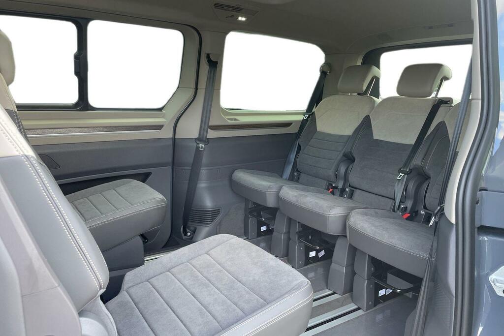 Volkswagen Multivan 2.0 Tdi Style Lwb Dsg Silver #13