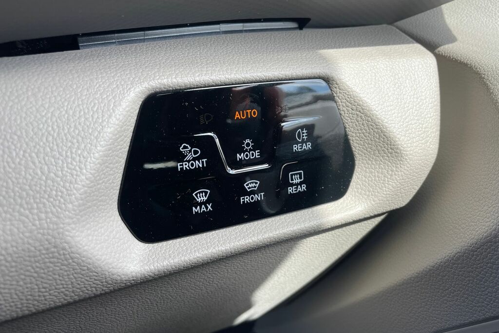 Volkswagen Multivan 2.0 Tdi Style Lwb Dsg Silver #30