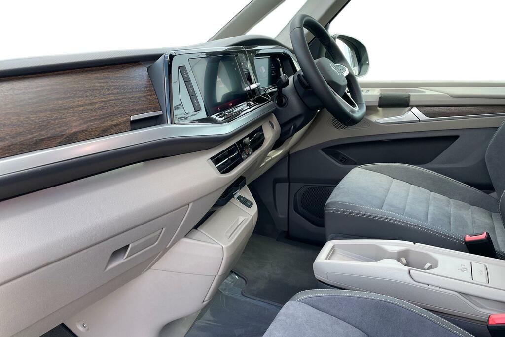 Volkswagen Multivan Volkswagen Multivan Estate 1.5 Tsi Ehybrid Style 5 Grey #2