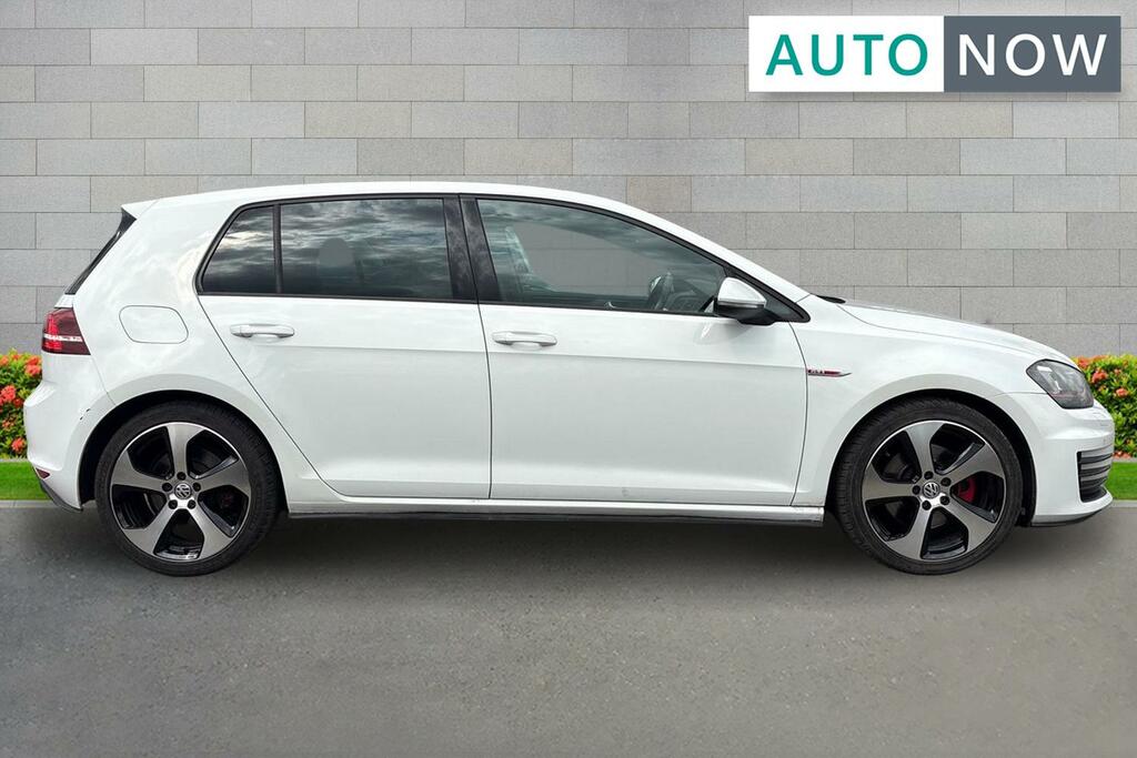 Volkswagen Golf Volkswagen Golf 2.0 Tsi Bluemotion Tech Gti Hatchb MT15ULD White #5