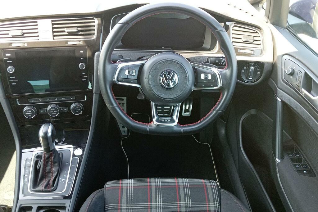 Volkswagen Golf Hatchback Black #9