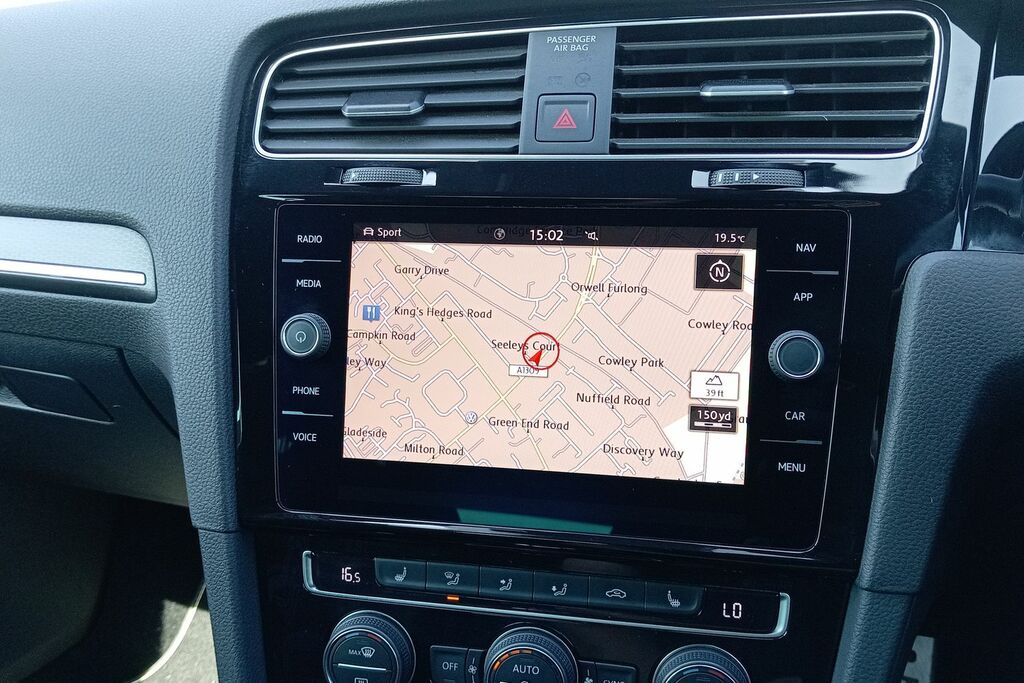 Volkswagen Golf Hatchback Black #16