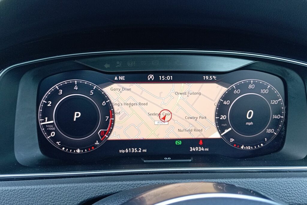 Volkswagen Golf Hatchback Black #19