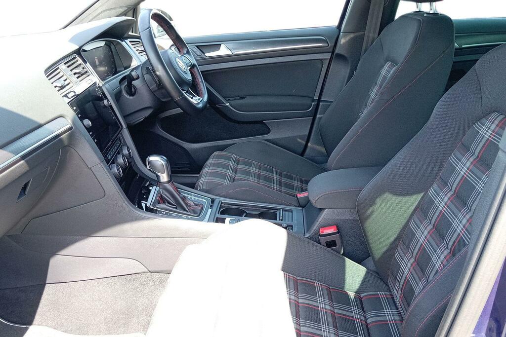 Volkswagen Golf Hatchback Black #7