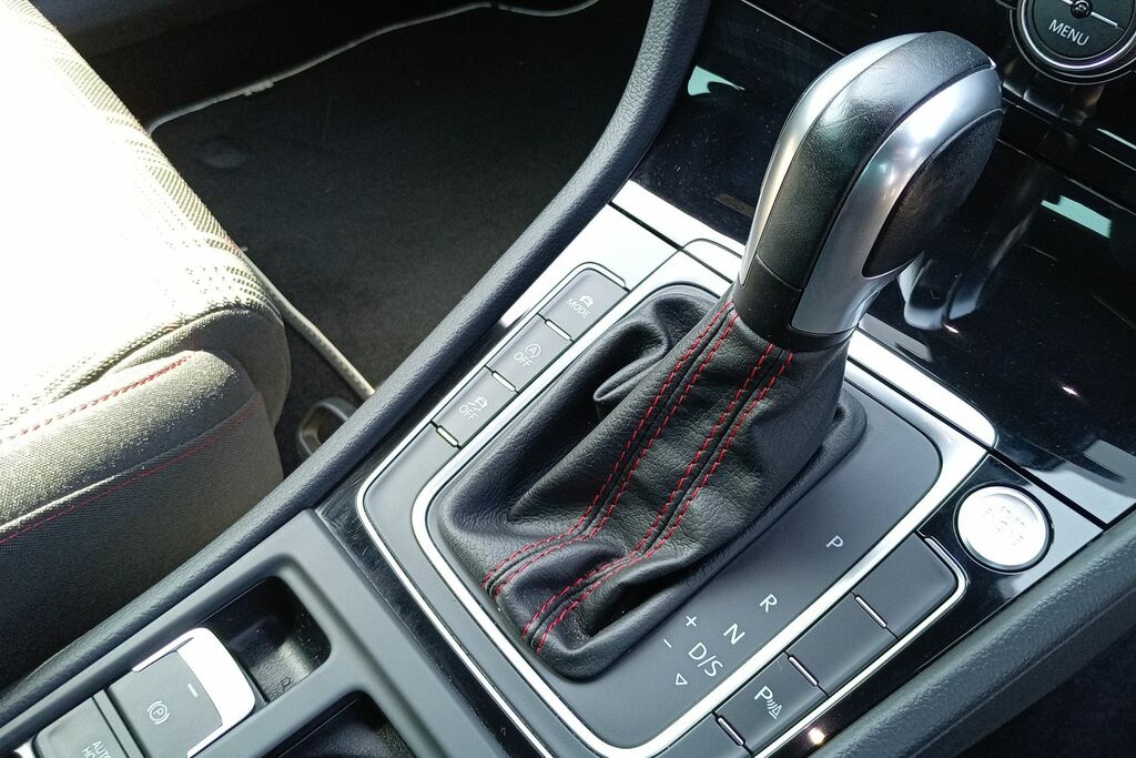 Volkswagen Golf Hatchback Black #8