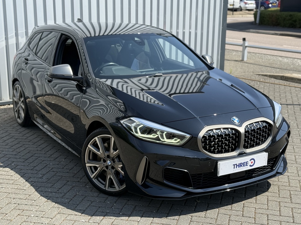 BMW 1 Series Bmw 1 Series Hatchback M135i Xdrive Step KS22HBJ Black #2