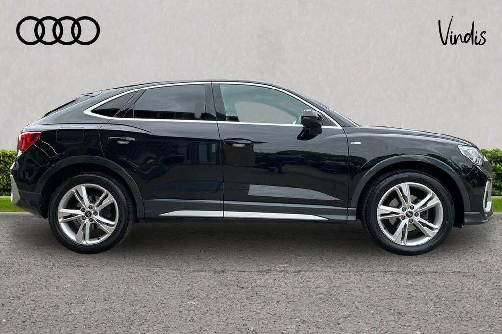 Audi Q3 Audi Q3 Sportback S Line 35 Tfsi 150 Ps S Tronic Black #4