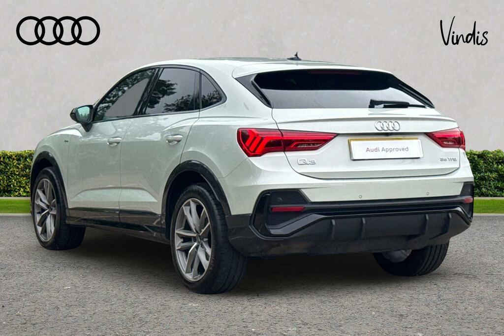 Audi Q3 Audi Q3 Sportback Black Edition 35 Tfsi 150 Ps S T VK23ULC Silver #3