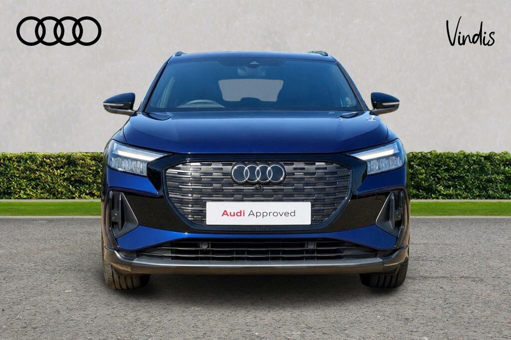 Audi Q4 E Tron Audi Q4 E-tron Estate 210Kw 45 82Kwh Black Edition Blue #4