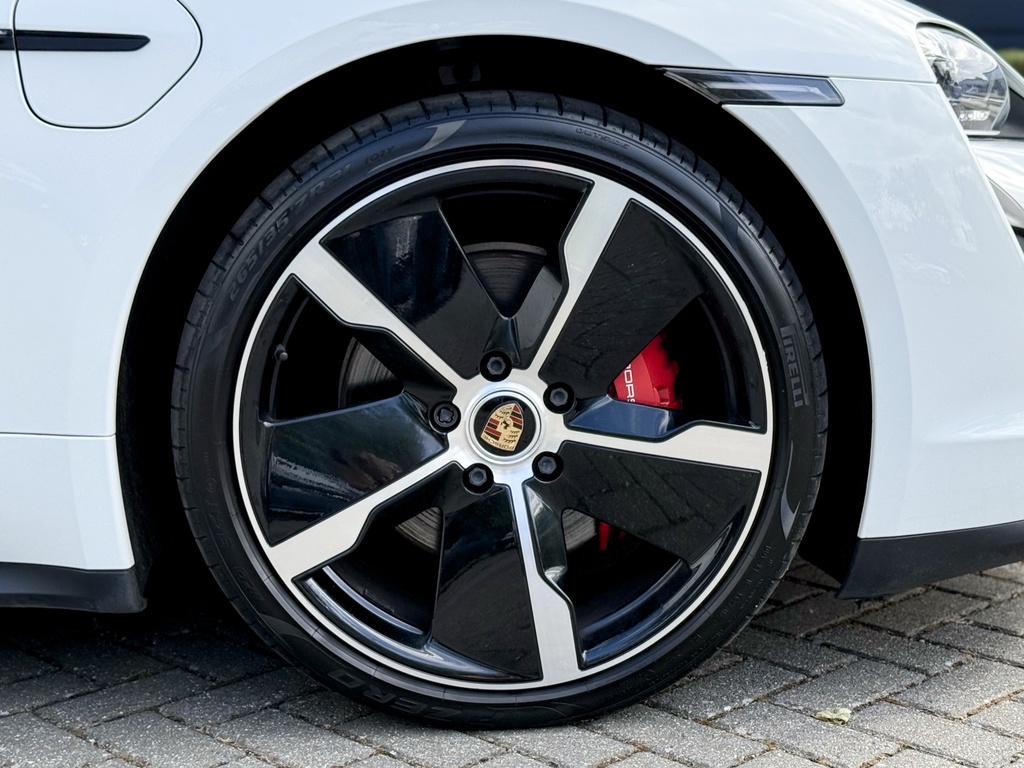 Porsche Taycan Porsche Taycan 4S 93Kwh PX22LAO White #3