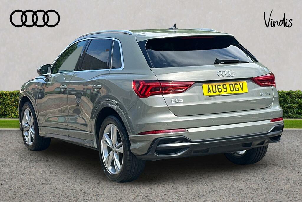 Audi Q3 Audi Q3 S Line 35 Tfsi 150 Ps 6-Speed AU69OGV Grey #3