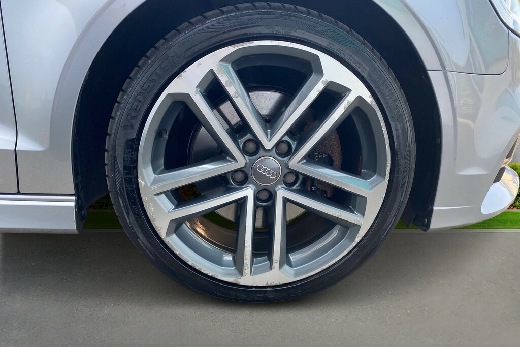 Audi A3 Audi A3 1.5 Tfsi Cod Black Edition Saloon Petr Silver #5