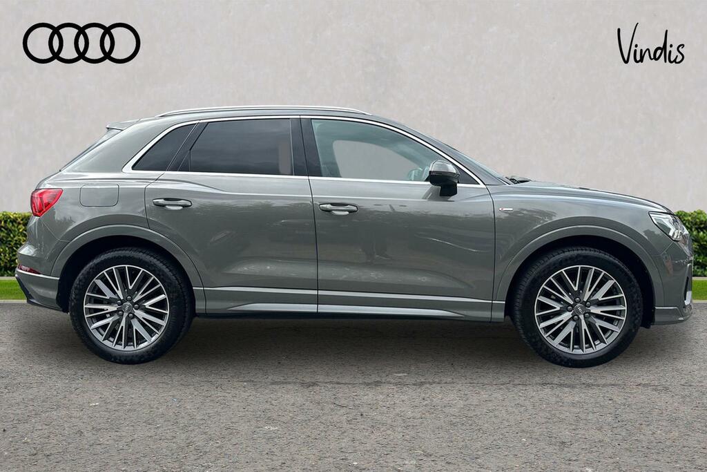 Audi Q3 Audi Q3 S Line 35 Tfsi 150 Ps 6-Speed ML70BWU Grey #4