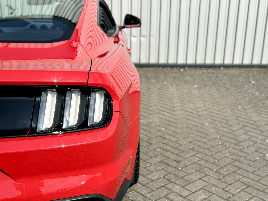 Ford Mustang Mustang Gt White #34