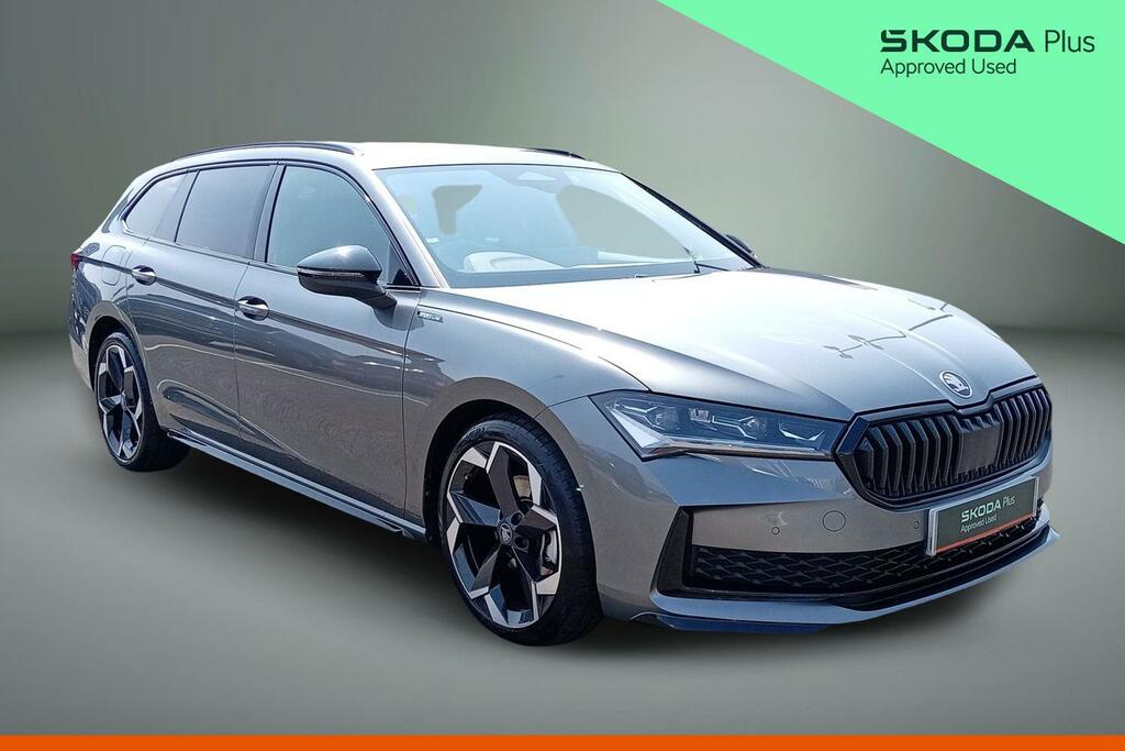 Skoda Superb Skoda Superb Sportline 2.0 Tdi 150 Ps Dsg Grey