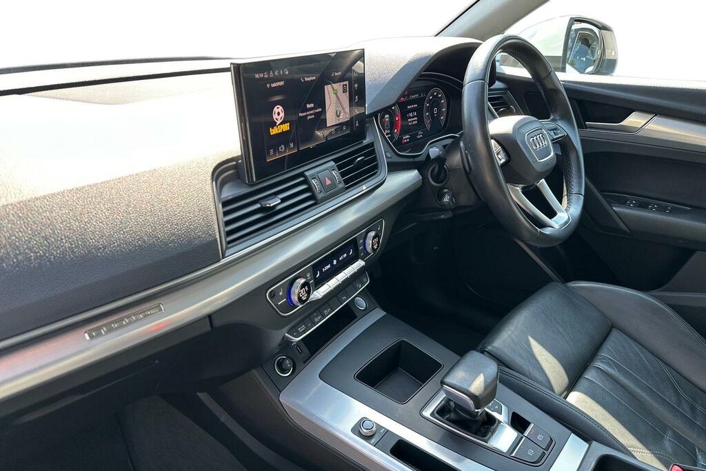 Audi Q5 Audi Q5 Sport 40 Tdi Quattro S-a White #2