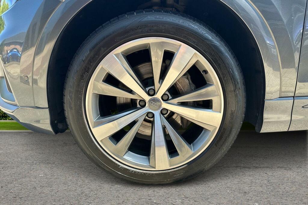 Audi Q8 Audi Q8 S Line 55 Tfsi Quattro Grey #5
