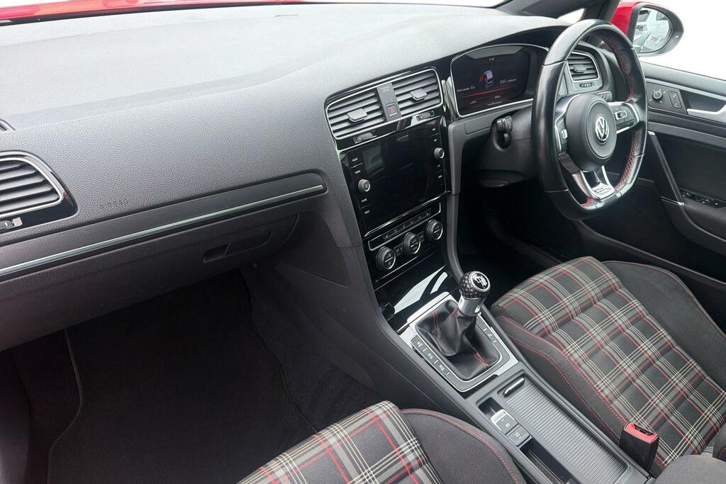 Volkswagen Golf Volkswagen Golf Gti 2.0 Tsi 230Ps 6-Speed 5 SG18PDY Red #2