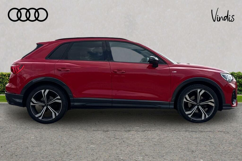 Audi Q3 Audi Q3 Edition 1 35 Tdi 150 Ps S Tronic PN20HGE Red #4